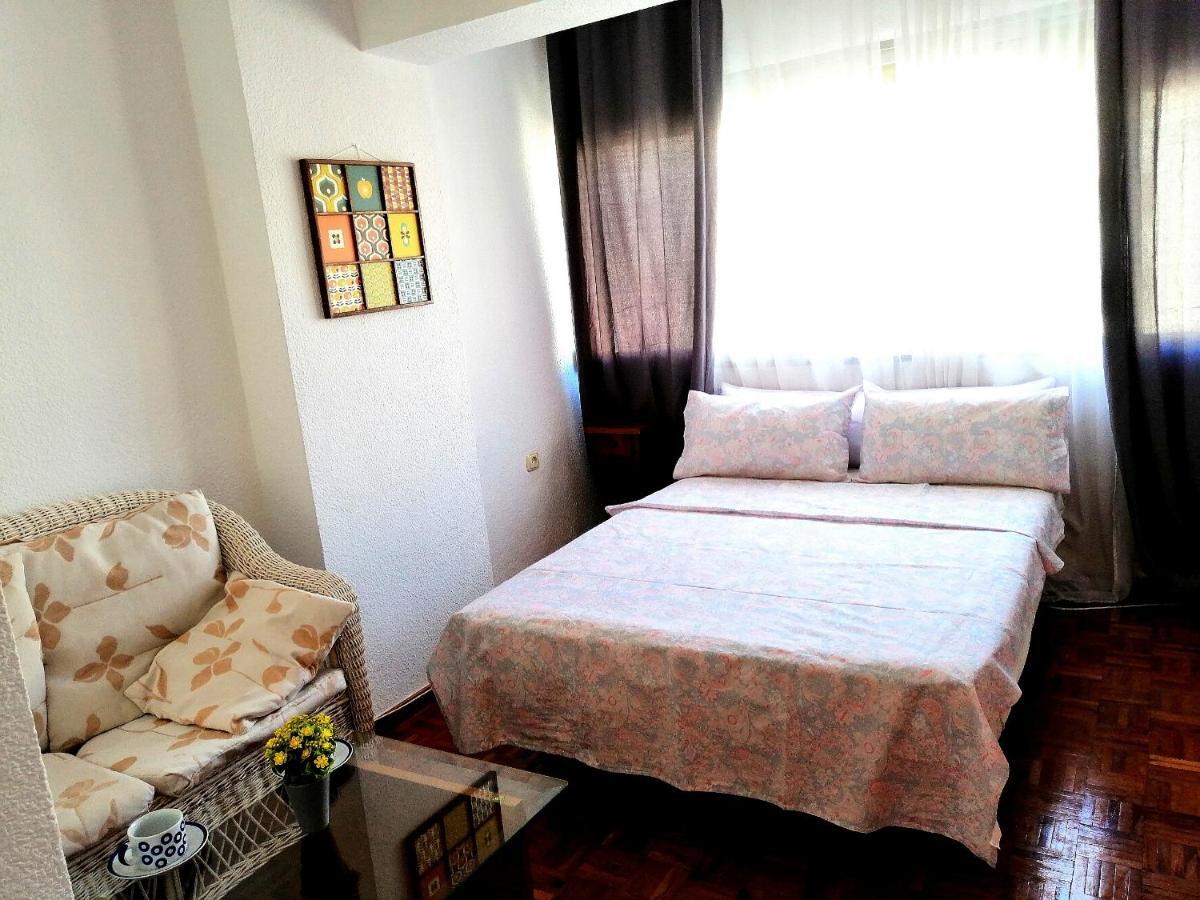 Rooms Estacion Alicante Buitenkant foto